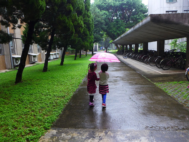 硬是要野餐之雨天條紋野餐小Party - 第10張圖 硬是要野餐之雨天條紋野餐小Party