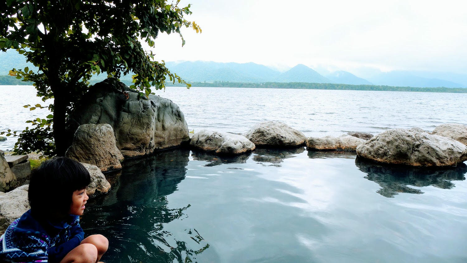 北海道 屈斜路湖 砂湯、古丹露天溫泉 (コタン温泉) 超級特別又好玩的免費景點 - 第9張圖 古丹露天溫泉 (コタン温泉)