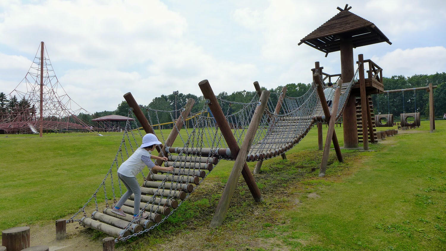 有溜索的公園 北海道 更別村 どんぐり公園 目前我們玩過最好玩的公園溜索設施 (附上 台灣有溜索的公園 整理報導) - 第9張圖 有溜索的公園 北海道 更別村 どんぐり公園 目前我們玩過最好玩的公園溜索設施 (附上 台灣有溜索的公園 整理報導)