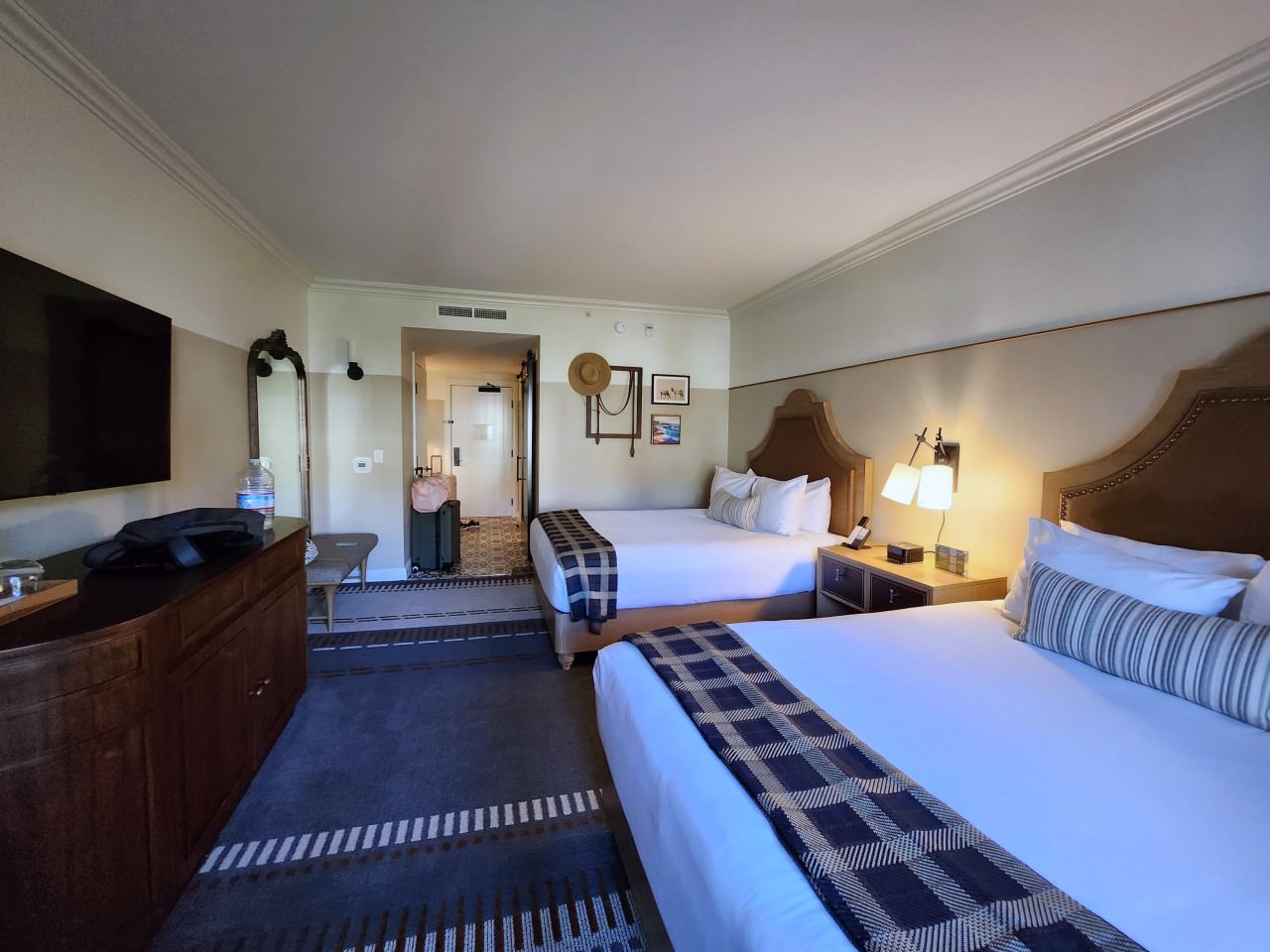 聖地牙哥 拉霍亞埃斯坦守Spa酒店 Estancia La Jolla Hotel & Spa 。花園和泳池都很美, 但是房間隔音不佳, 十分可惜的漂亮旅店 - 第10張圖 聖地牙哥 拉霍亞埃斯坦守Spa酒店 Estancia La Jolla Hotel & Spa 。花園和泳池都很美, 但是房間隔音不佳, 十分可惜的漂亮旅店