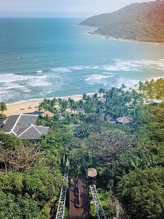 中越峴港 Intercontinental Danang Sun Peninsula Resort 峴港洲際陽光半島度假酒店 山茶半島奢華旅宿 纜車串聯絕景山坡與寧靜私人海灘
