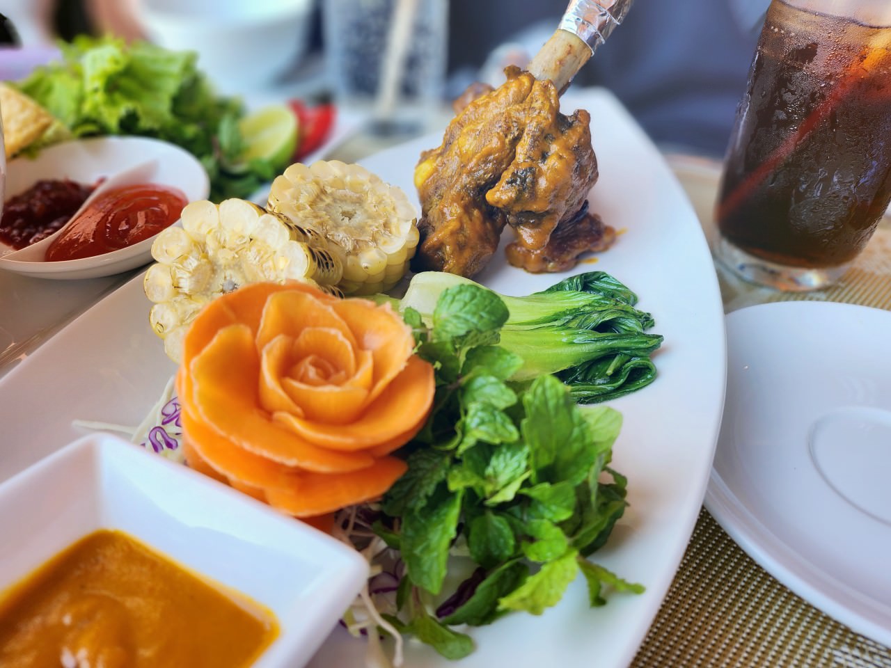 越南會安餐廳 Melody Fine Dining Hoi An 在安靜的氛圍中享用越式和西式美食