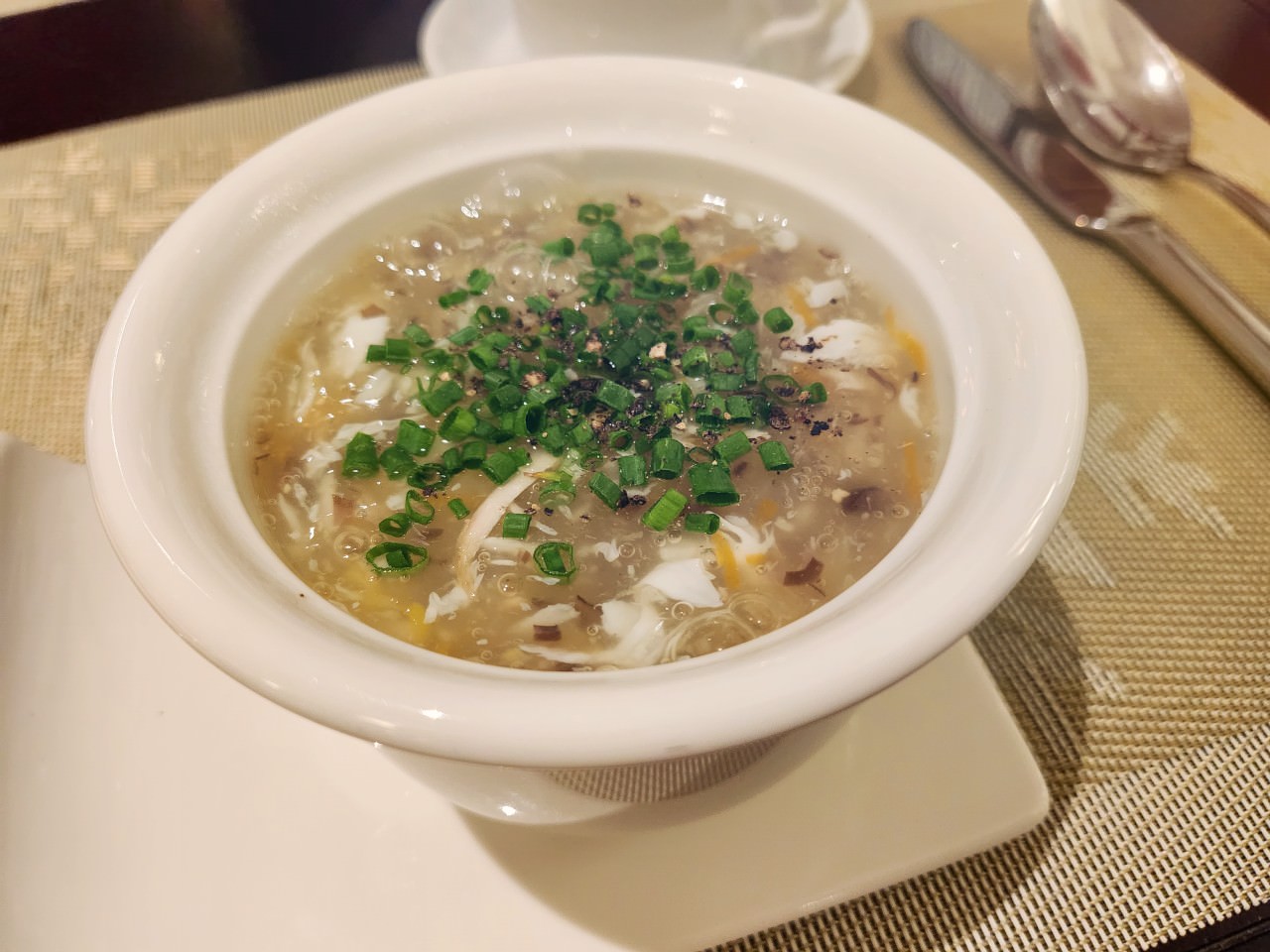 越南會安餐廳 Melody Fine Dining Hoi An 在安靜的氛圍中享用越式和西式美食