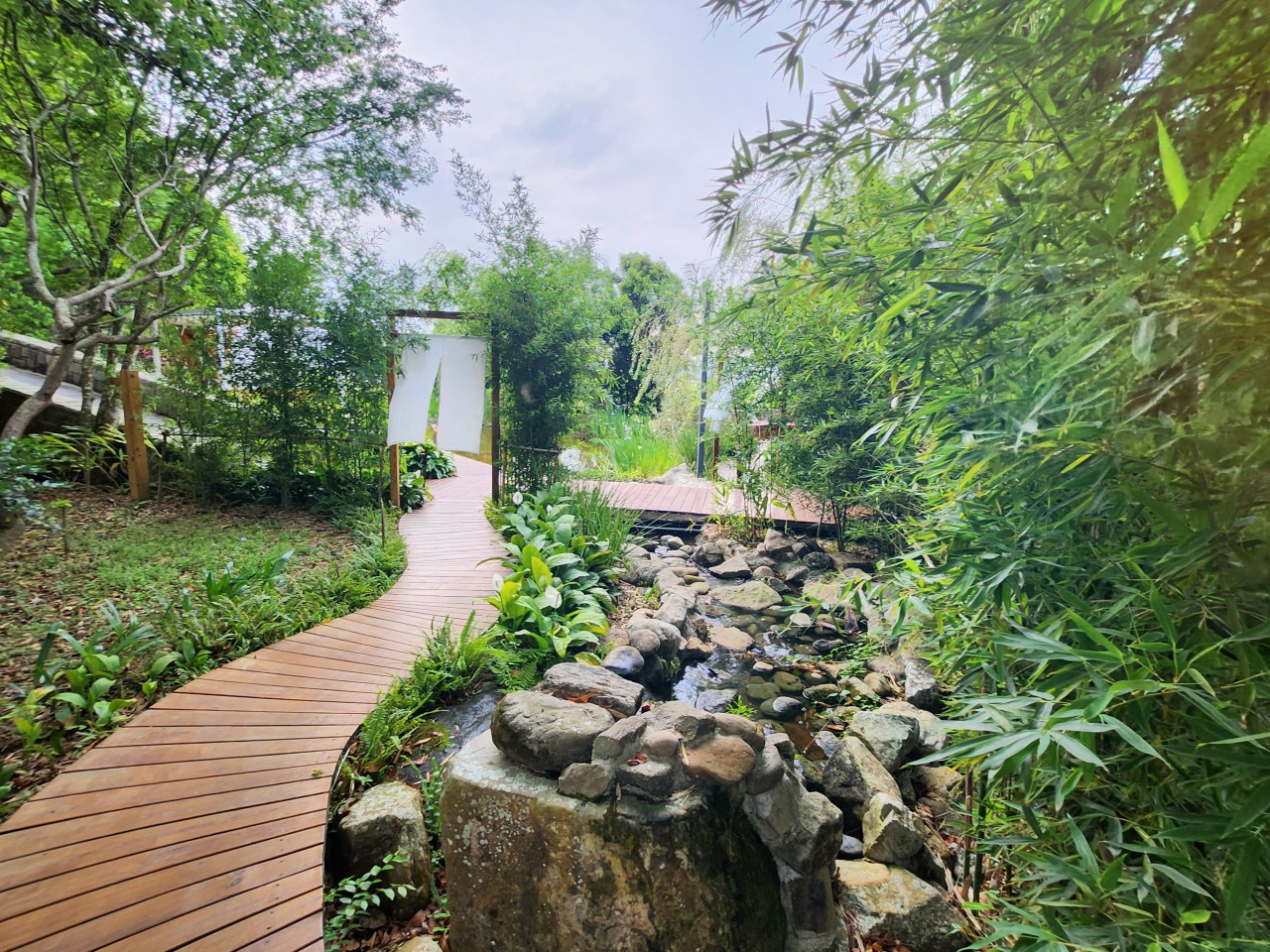 苗栗 豪華露營 山野森活。入住擁有帳內獨立衛浴的頂級球型帳篷。 環境與設施篇 - 第18張圖 苗栗 豪華露營 山野森活。入住擁有帳內獨立衛浴的頂級球型帳篷。 環境與設施篇