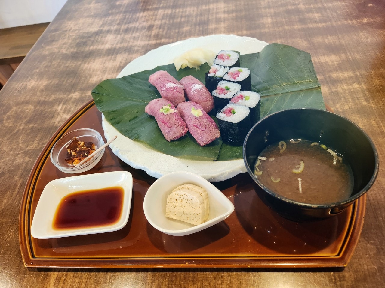 岐阜縣高山市 餐廳。創作郷土寿司本舗 梗絲 Kyoshi。享用新鮮美味的魚和飛驒牛壽司丼飯料理