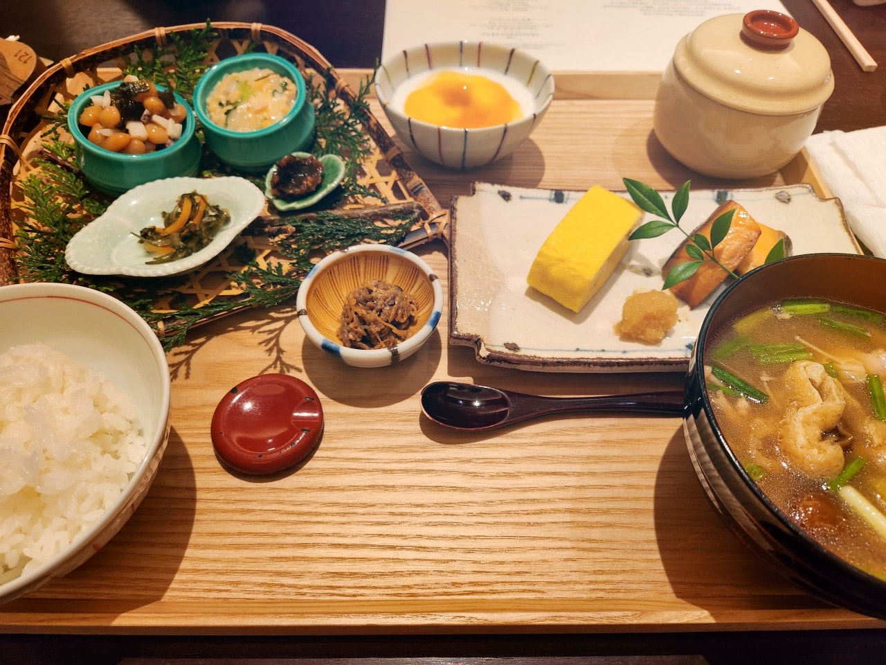長野縣 星野集團 界阿爾卑斯。入住大町溫泉鄉，可以輕鬆探索黑部立山的輕奢據點。