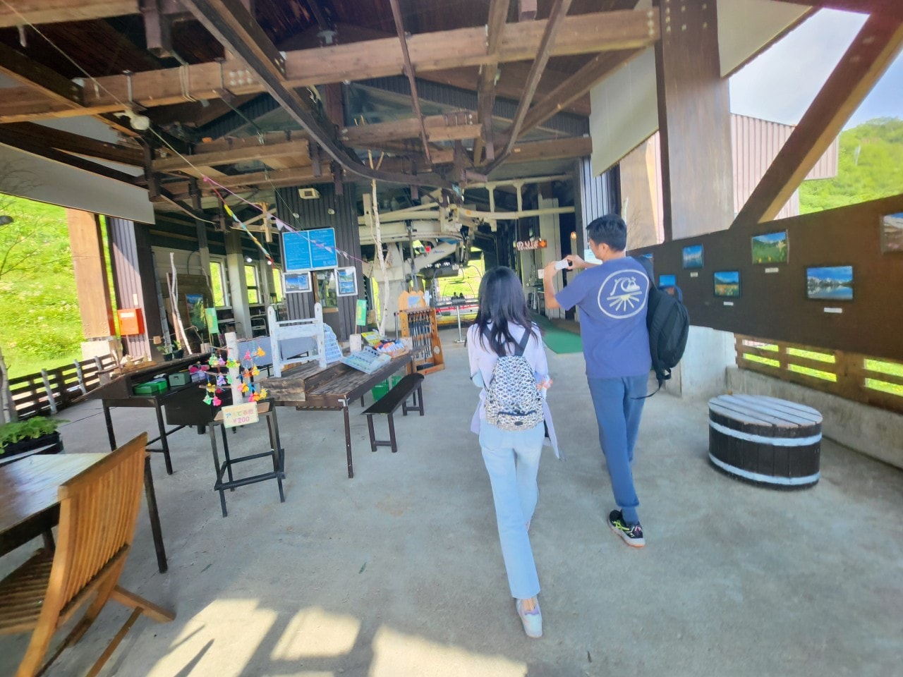 白馬八方尾根 Hakuba Happo-one。四季皆美，可以健行也可以輕鬆散步。還有隈研吾設計的最新頂級豪華露營設施。