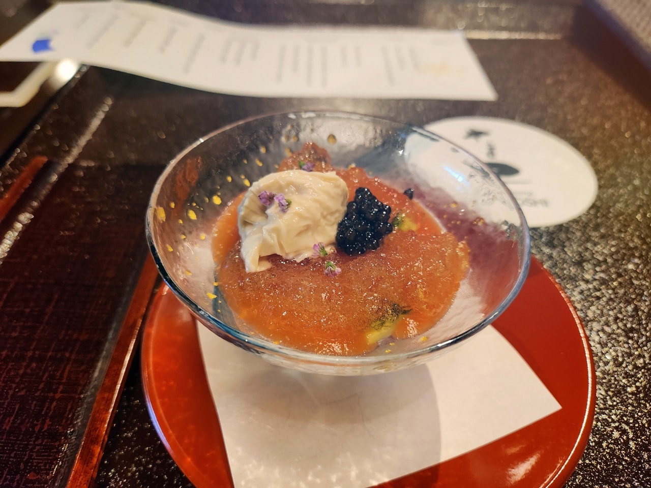 天然溫泉 阿智 星落旅館山星 Hotel & Glamp Yamaboshi。品嘗由米其林廚師監修的地爐料理，享受結合傳統與現代的美味餐點。一泊二食餐點篇。