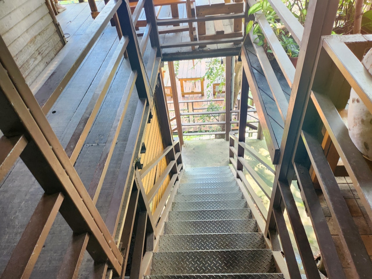 桃園復興 森鄰水岸景觀咖啡館。坐擁大漢溪谷遼闊天然美景，享受美味餐點