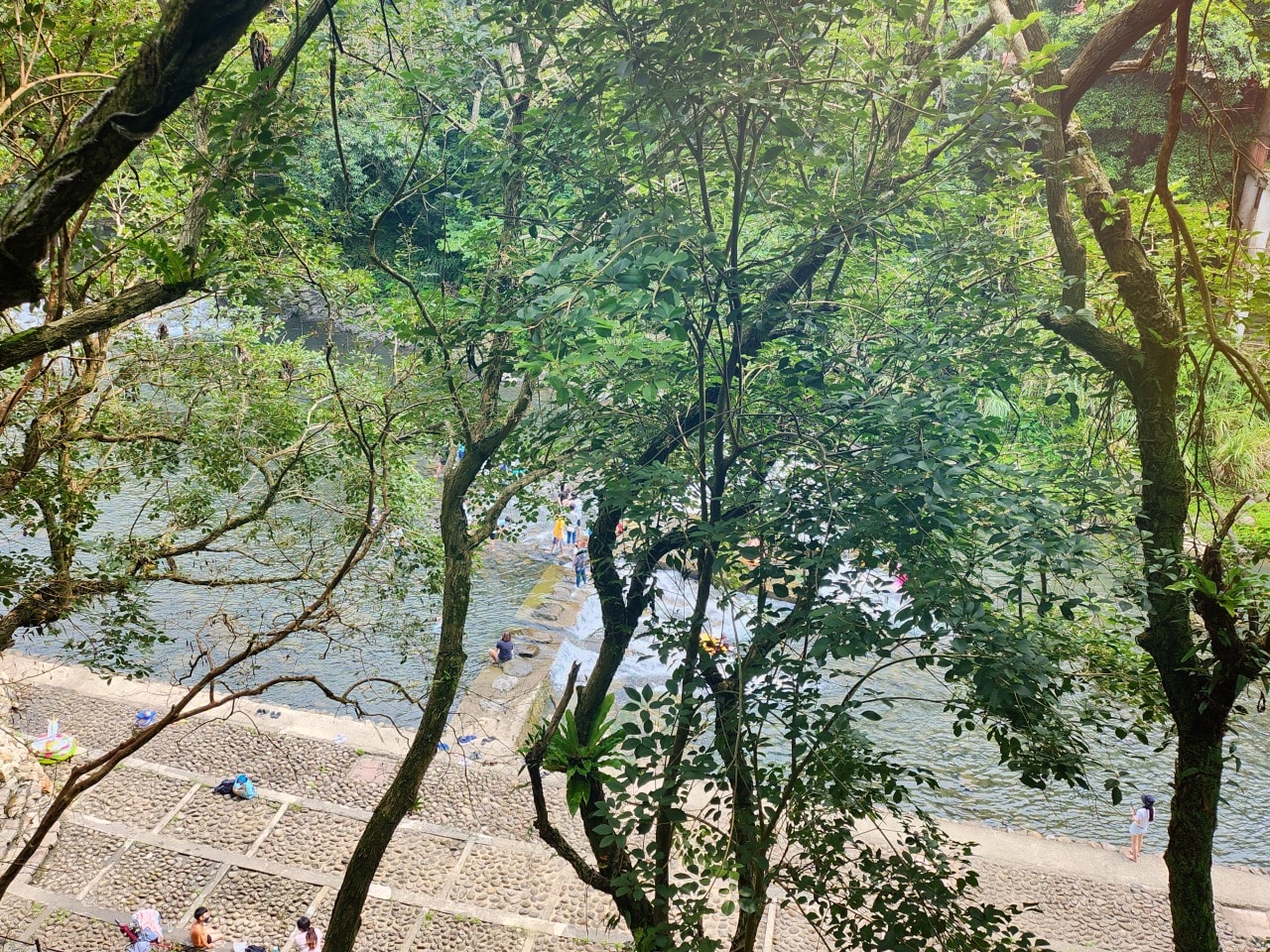 桃園復興 小烏來風景特定區。天空步道俯瞰壯觀小烏來瀑布,散步天空繩橋、和平吊橋、龍鳳瀑布觀景台,宇內溪戲水區玩水 - 第5張圖 桃園復興 小烏來風景特定區。天空步道俯瞰壯觀小烏來瀑布,散步天空繩橋、和平吊橋、龍鳳瀑布觀景台,宇內溪戲水區玩水