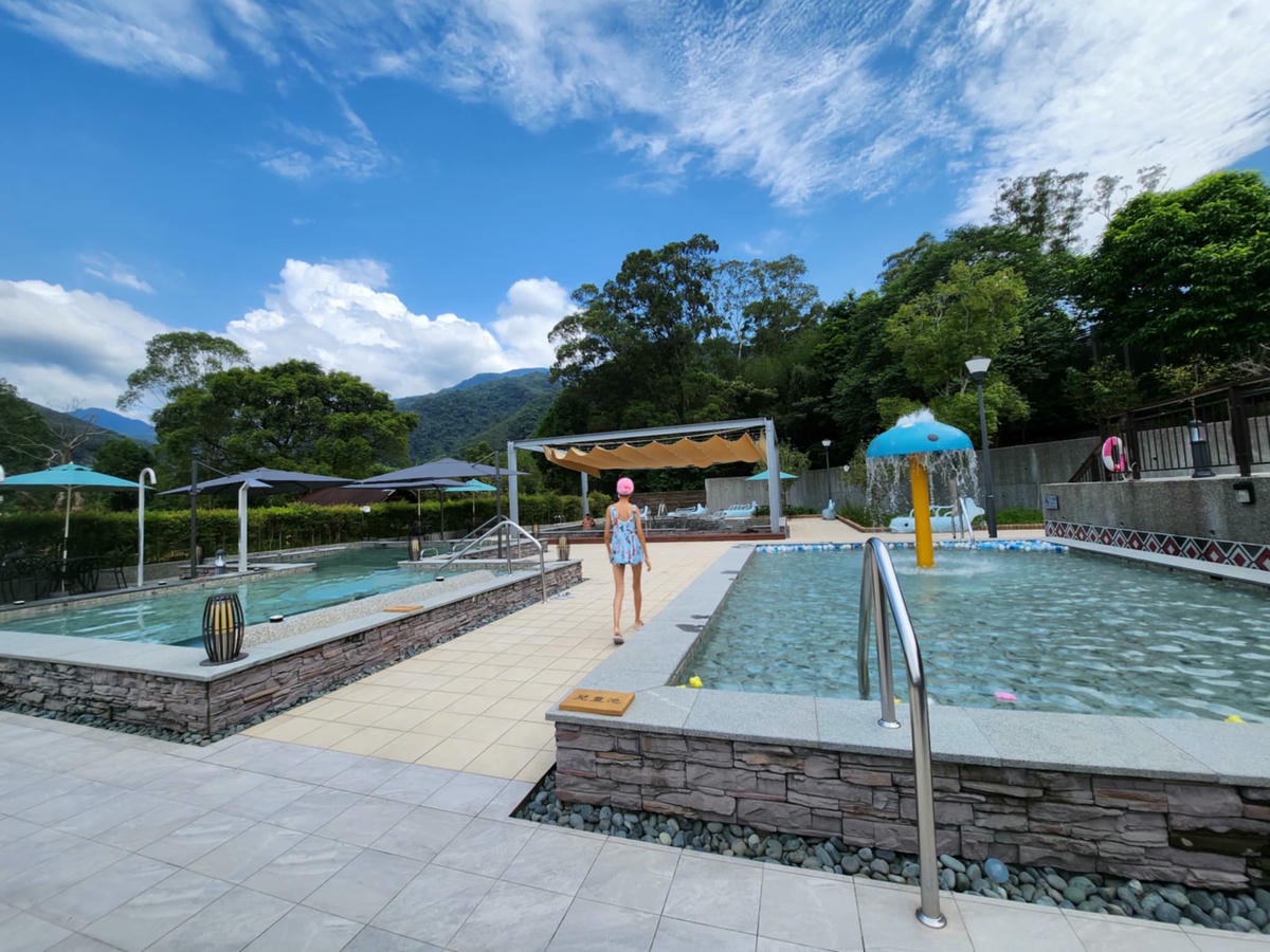 桃園復興區 羅浮溫泉湯池。享受群山環繞的露天溫泉SPA,親子泡湯好去處。 - 第1張圖 桃園復興區 羅浮溫泉湯池。享受群山環繞的露天溫泉SPA,親子泡湯好去處。