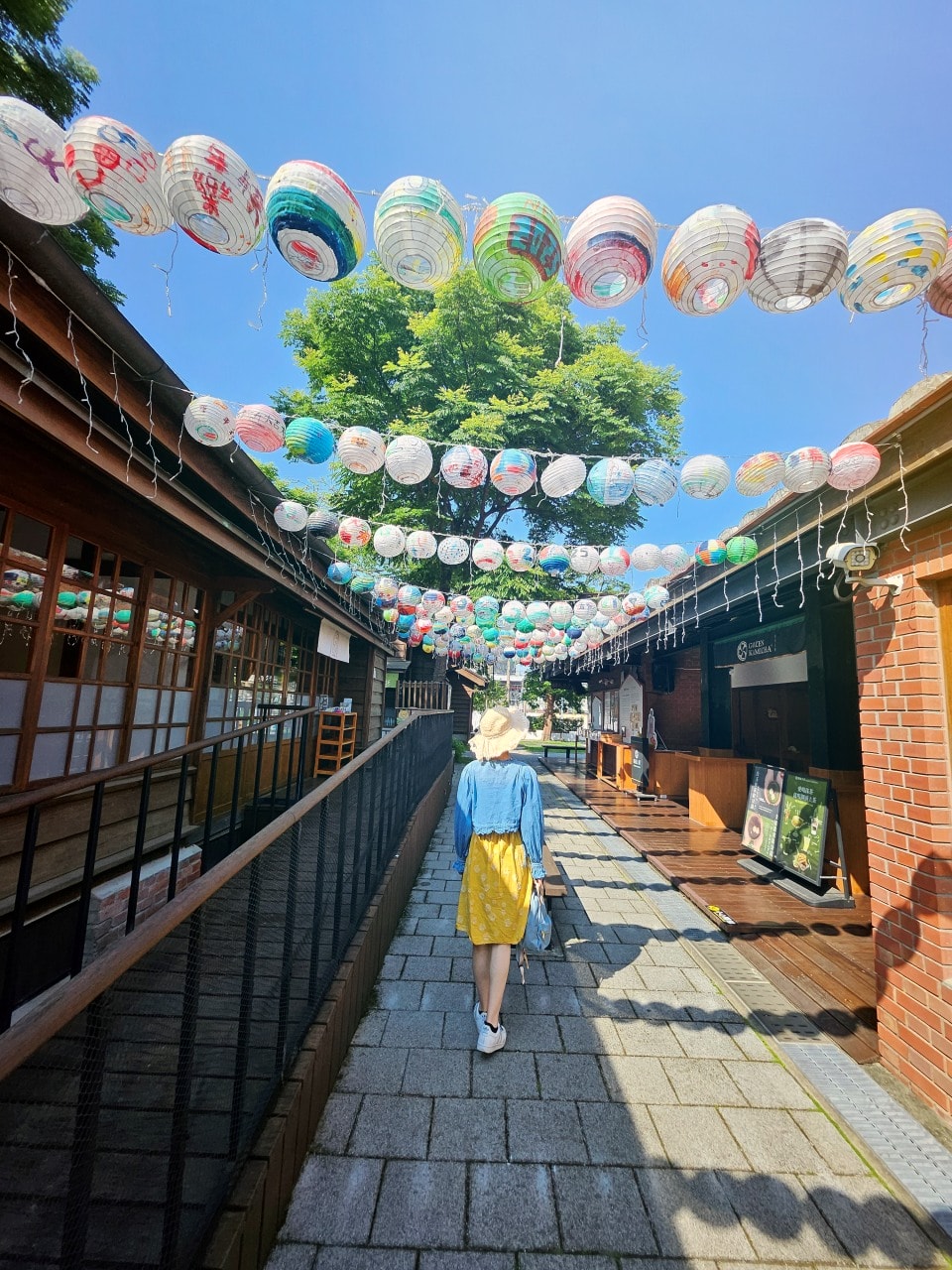 桃園 中壢。壢小故事森林,日式宿舍群改造的文青閱讀小天地,可愛的原創角色DUMA陪伴一起喝茶吃點心 - 第3張圖 桃園 中壢。壢小故事森林,日式宿舍群改造的文青閱讀小天地,可愛的原創角色DUMA陪伴一起喝茶吃點心