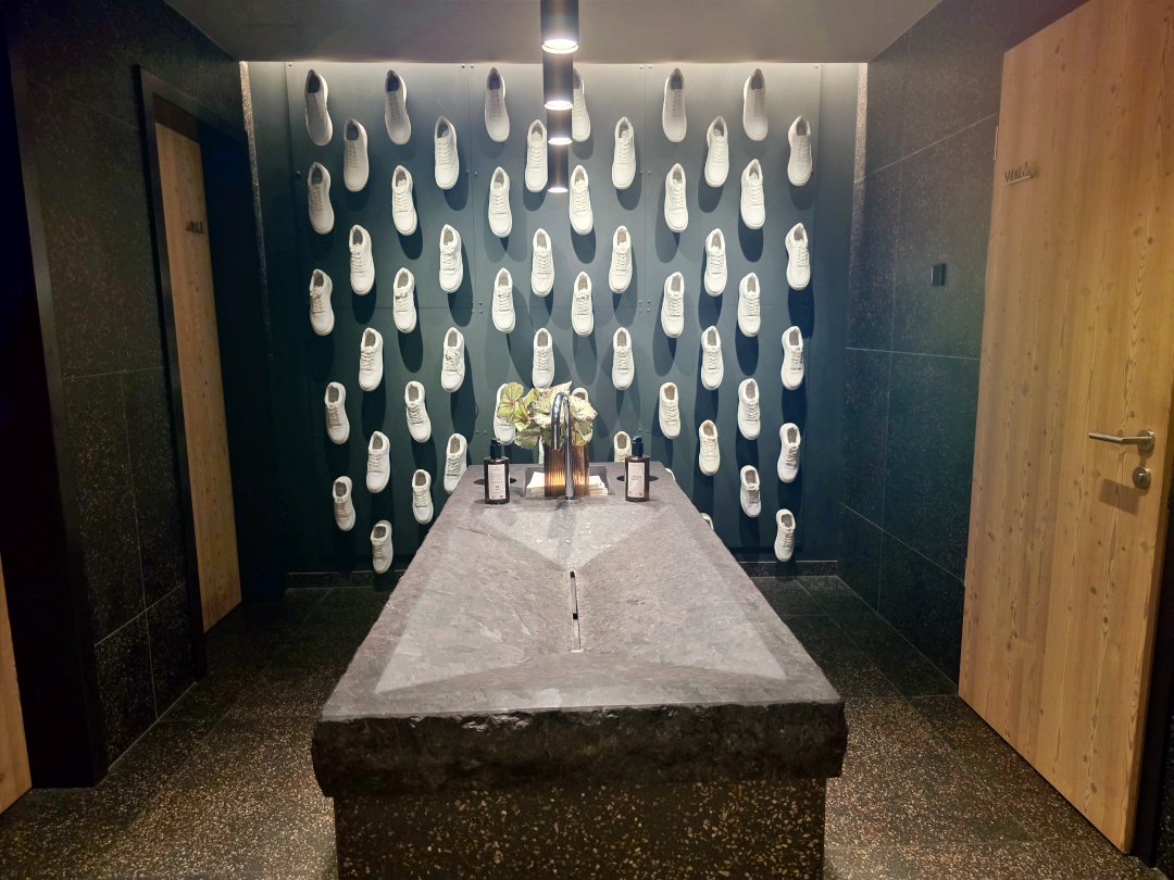 義大利多洛米蒂住宿。 位於布魯尼科的高級旅宿，Falkensteiner Hotel Kronplatz 頂峰套房。房型、設施與環境篇