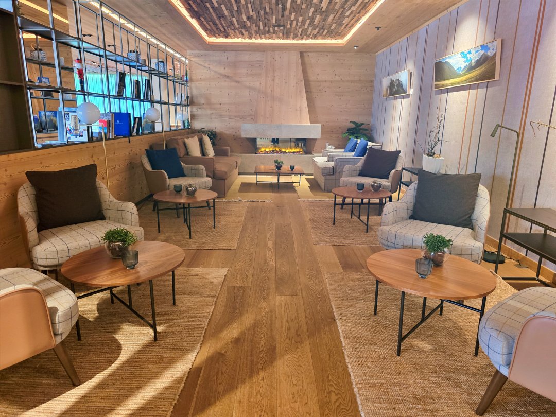 義大利多洛米蒂住宿。 位於布魯尼科的高級旅宿，Falkensteiner Hotel Kronplatz 頂峰套房。房型、設施與環境篇