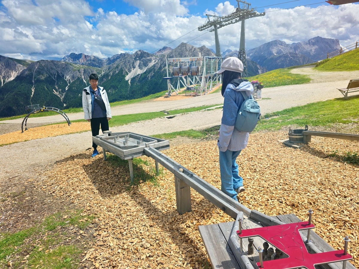 義大利多洛米蒂 梅斯納爾山峰博物館 Messner Mountain Museum Corones。氣勢磅礡的懸崖上博物館
