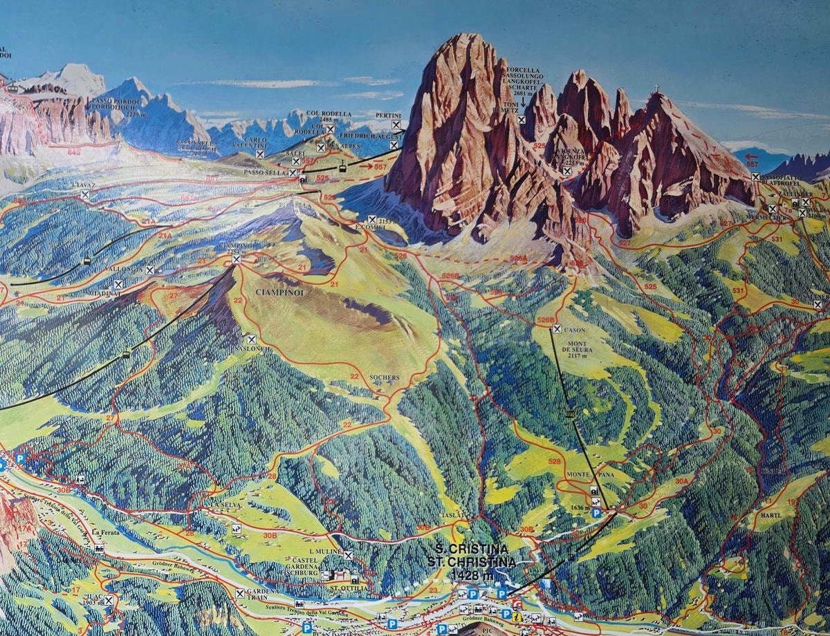 義大利多洛米蒂景點 Seceda 西塞達。獨特鋸齒狀的刀鋒山,是多洛米蒂人氣最高的必訪景點 - 第16張圖 義大利多洛米蒂景點 Seceda 西塞達。獨特鋸齒狀的刀鋒山,是多洛米蒂人氣最高的必訪景點