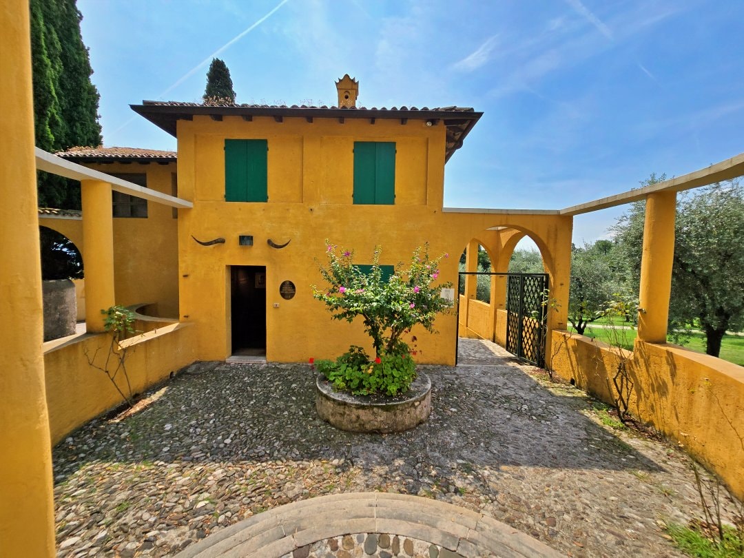 義大利勝利莊園 Vittoriale degli Italiani。在加爾達湖畔尋找義大利歷史足跡、在古典與優雅間漫步