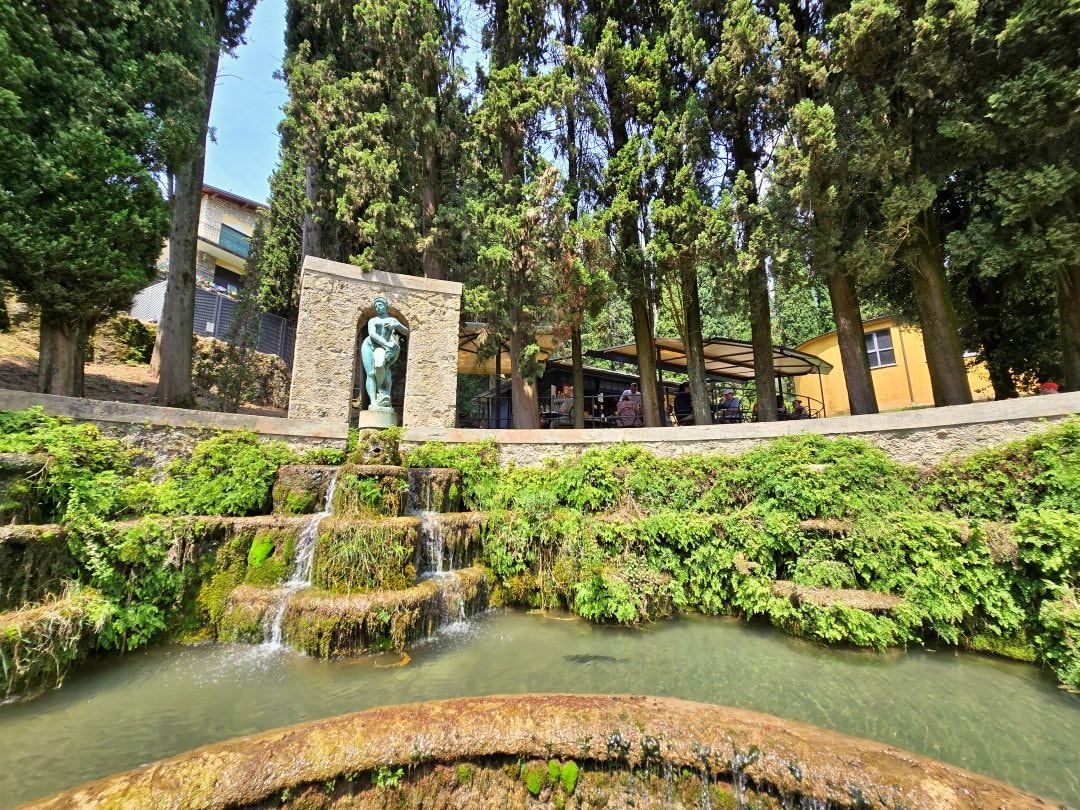 義大利勝利莊園 Vittoriale degli Italiani。在加爾達湖畔尋找義大利歷史足跡、在古典與優雅間漫步