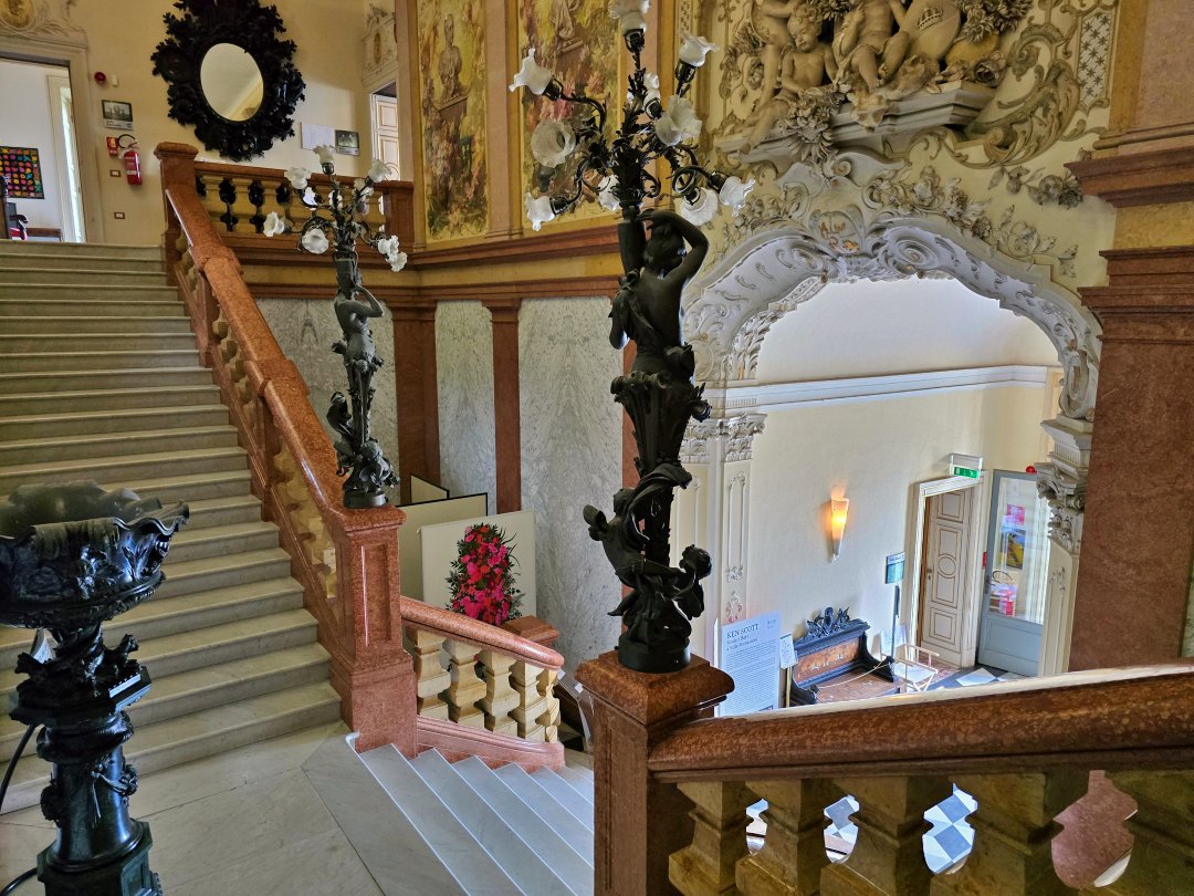 科莫湖 Varenna Villa Monastero: 瓦倫納最浪漫的湖畔別墅與修道院花園