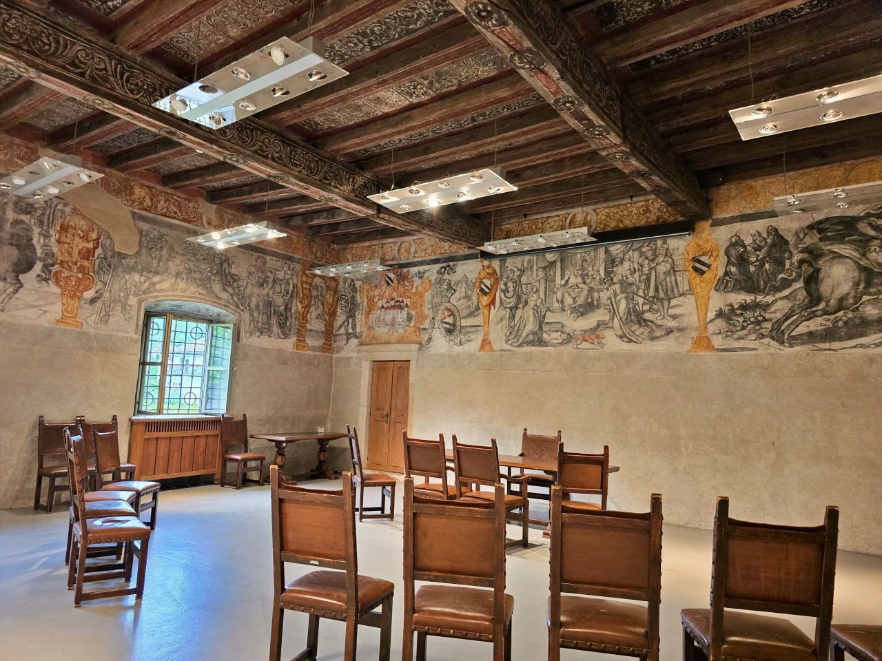 義大利 Bolzano 波札諾 Castel Mareccio/Maretsch Castle 馬雷奇城堡: 城市綠洲中的文藝復興古堡，靜謐與優雅兼具的隱世景點