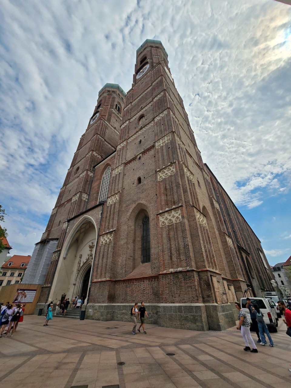 德國慕尼黑聖母升天教堂 Frauenkirche。城市天際線的代表建築,登塔後可俯瞰慕尼黑老城 - 第3張圖 德國慕尼黑聖母升天教堂 Frauenkirche。城市天際線的代表建築,登塔後可俯瞰慕尼黑老城