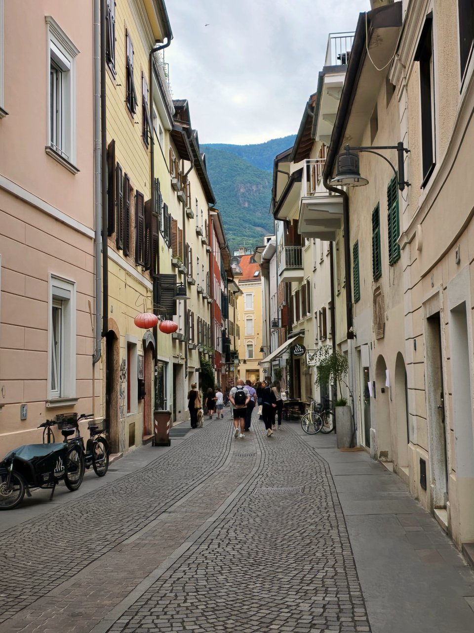 義大利 Bolzano 波札諾。拜訪多洛米蒂的門戶城市，散步景點與交通整理
