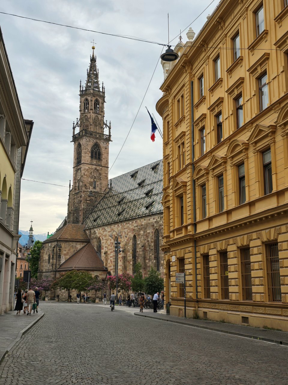 義大利 Bolzano 波札諾。拜訪多洛米蒂的門戶城市，散步景點與交通整理