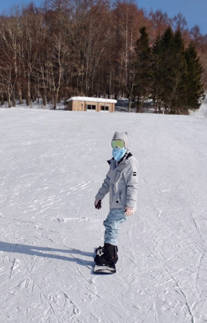 日本東北 八幡平全景滑雪場。不滑雪也很好玩，初學者天堂，交通方便