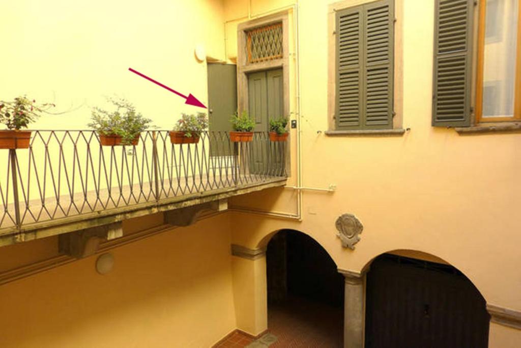 義大利貝爾加莫 舊城區住宿 Porta Dipinta House Bergamo Alta 有小花園的兩房公寓住宿,位於上城區 Città Alta - 第2張圖 義大利貝爾加莫 舊城區住宿 Porta Dipinta House Bergamo Alta 有小花園的兩房公寓住宿,位於上城區 Città Alta
