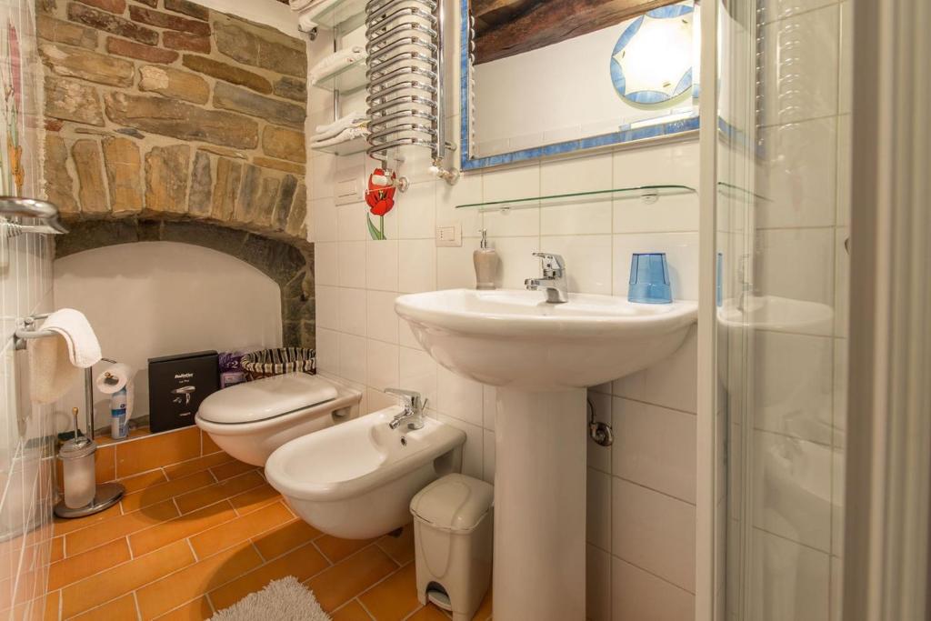 義大利貝爾加莫 舊城區住宿 Porta Dipinta House Bergamo Alta 有小花園的兩房公寓住宿,位於上城區 Città Alta - 第17張圖 義大利貝爾加莫 舊城區住宿 Porta Dipinta House Bergamo Alta 有小花園的兩房公寓住宿,位於上城區 Città Alta