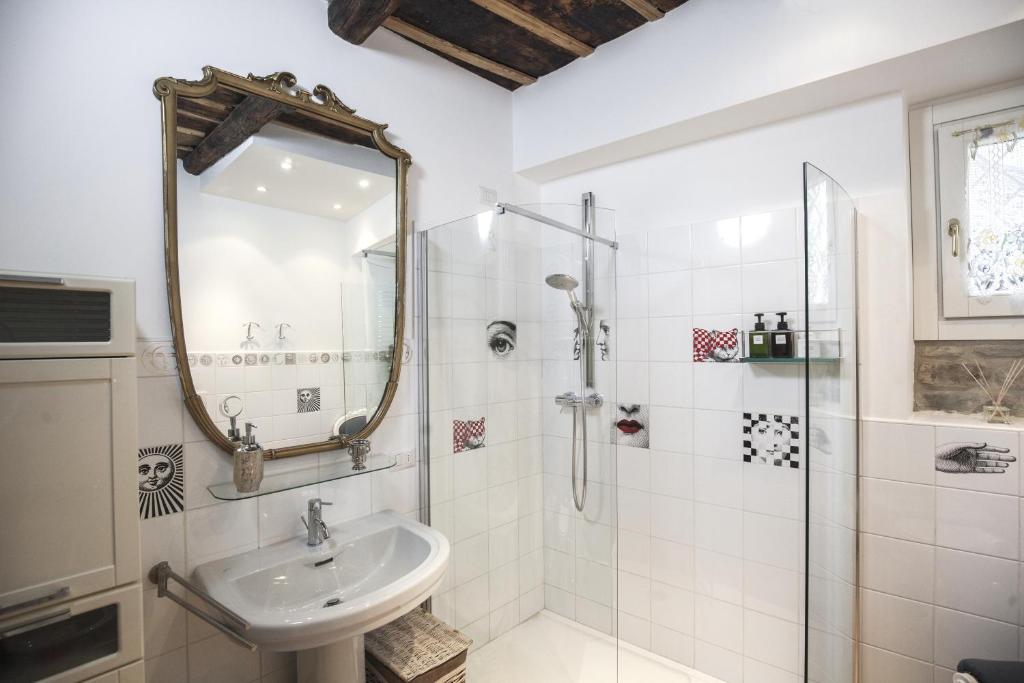 義大利貝爾加莫 舊城區住宿 Porta Dipinta House Bergamo Alta 有小花園的兩房公寓住宿,位於上城區 Città Alta - 第12張圖 義大利貝爾加莫 舊城區住宿 Porta Dipinta House Bergamo Alta 有小花園的兩房公寓住宿,位於上城區 Città Alta