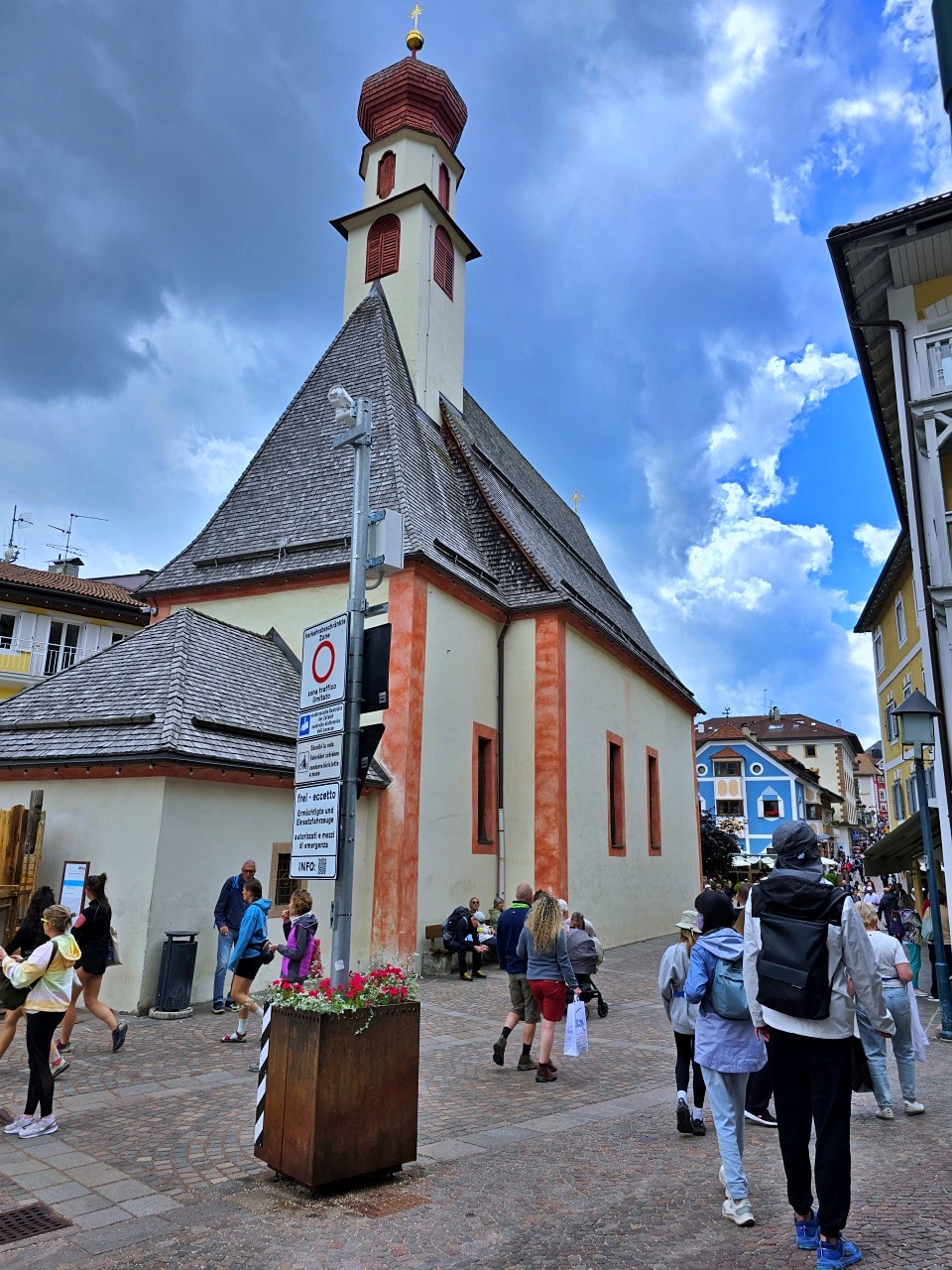 義大利 奧爾蒂塞伊 Ortisei 。初次拜訪多洛米蒂最完美的旅行基地。景點、住宿、交通與停車場資訊