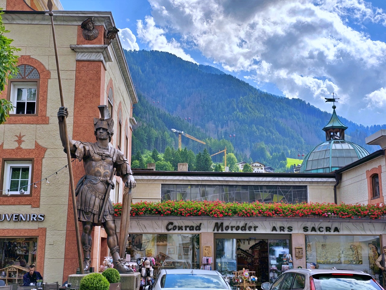 義大利 奧爾蒂塞伊 Ortisei 。初次拜訪多洛米蒂最完美的旅行基地。景點、住宿、交通與停車場資訊