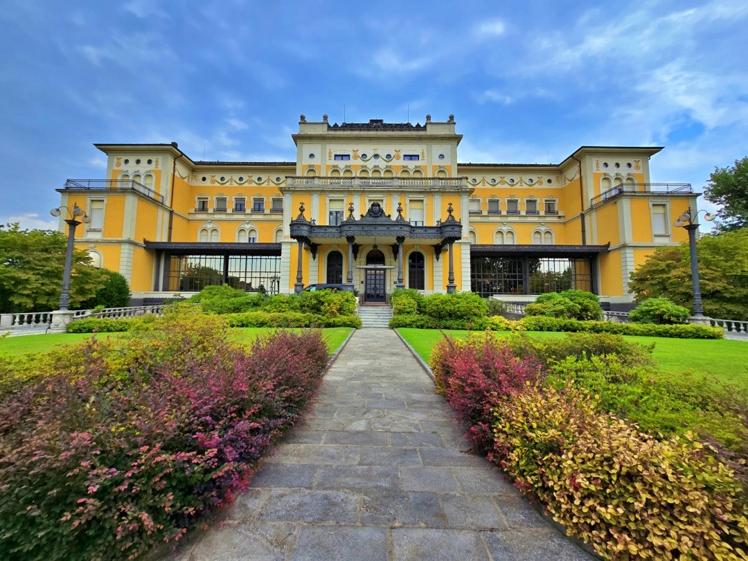 米蘭機場旅館 Hotel Villa Malpensa。機場旅館也能享受歐洲貴族莊園氛圍。