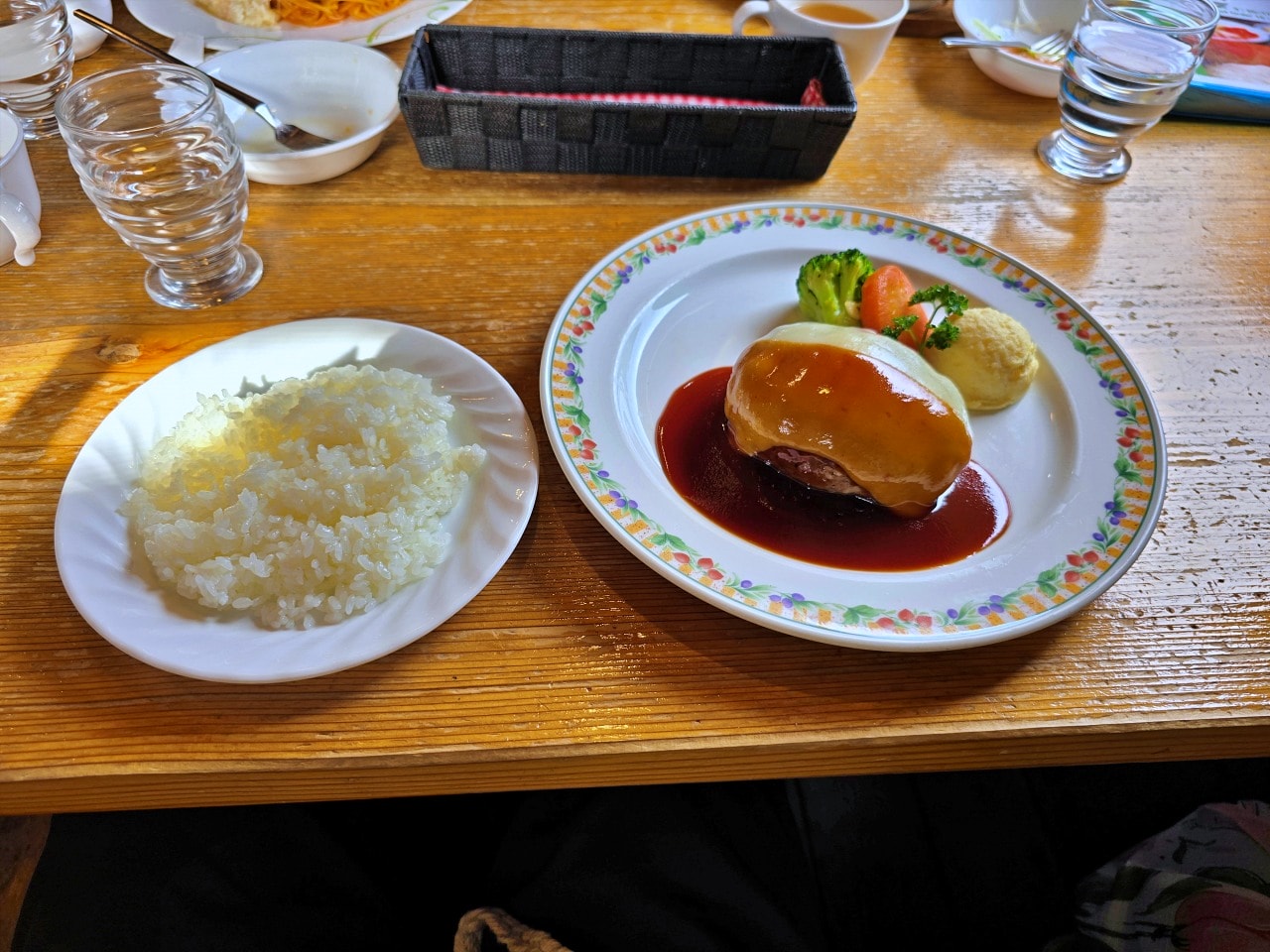 蔵王酪農中心 Cheese Shed。位於藏王狐狸村和遠刈田温泉附近，經典起司鍋與濃厚系料理
