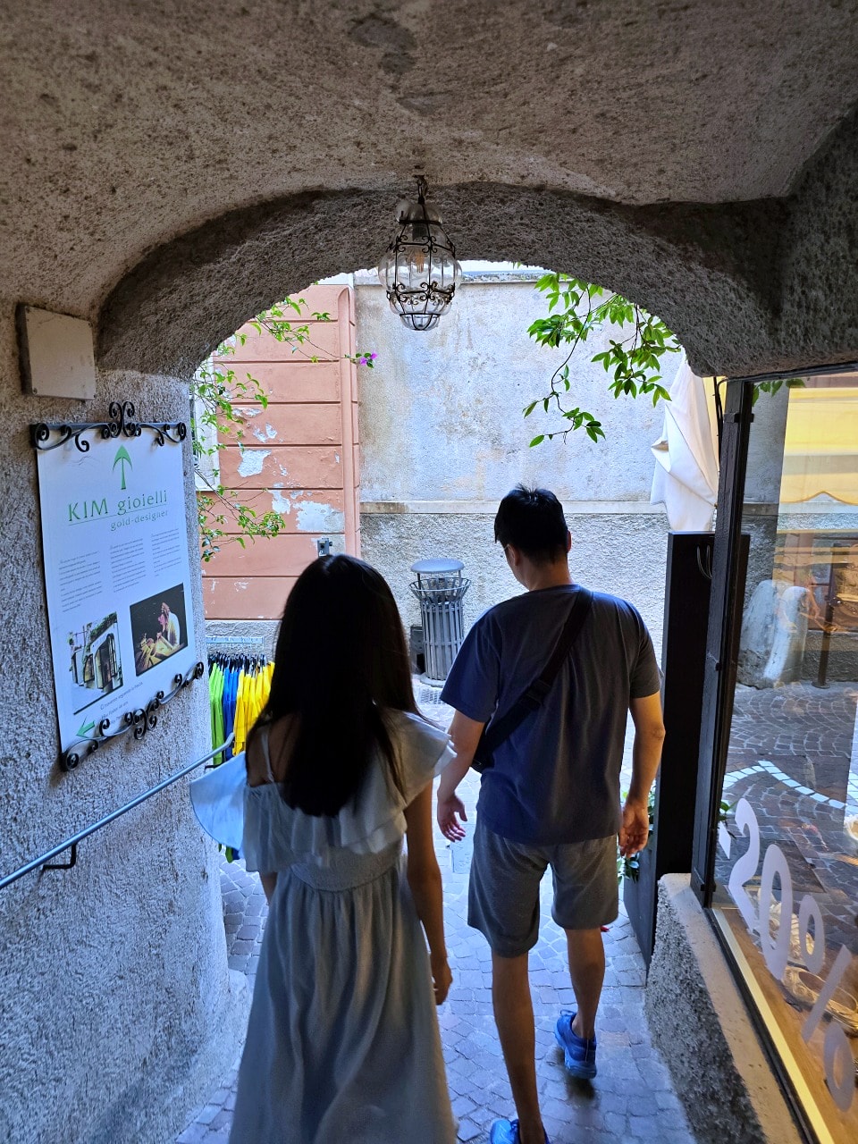 加爾達湖檸檬小鎮住宿 Casa L’Andrunèl 。位於古城區，實住優缺點心得