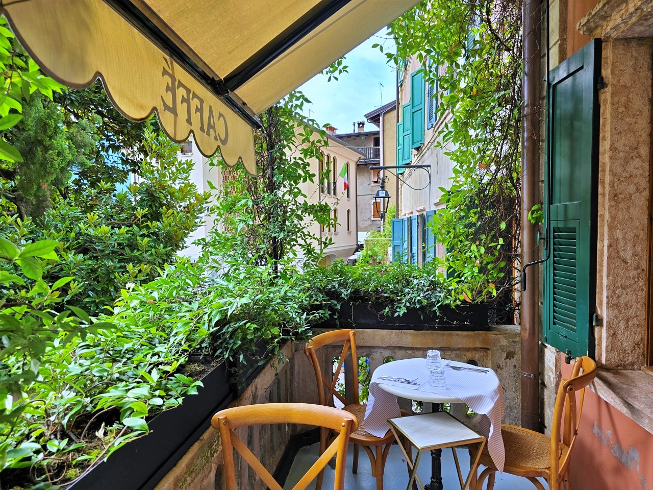 加爾達湖檸檬小鎮住宿 Casa L’Andrunèl 。位於古城區，實住優缺點心得