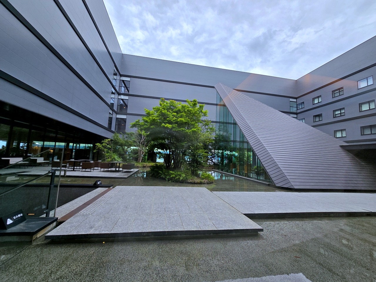 熊本住宿推薦 THE BLOSSOM KUMAMOTO 熊本花開酒店 直通車站的高質感和風美學旅宿